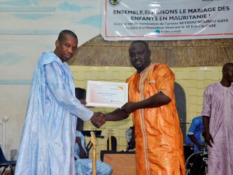 Cérémonie de Nomination de Saidou Nourou Gaye comme Ambassadeur itinérant a World Vision pour la Campagne de lutte contre le mariage des enfants en Mauritanie