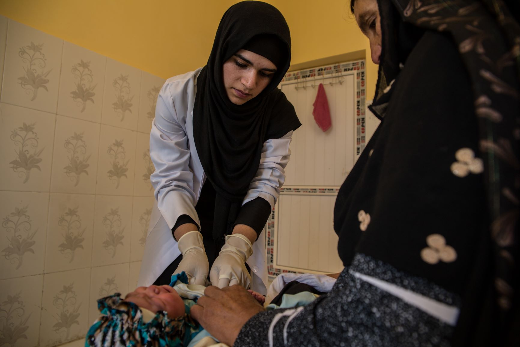 The women who took up a fight against death in childbirth | Afghanistan ...