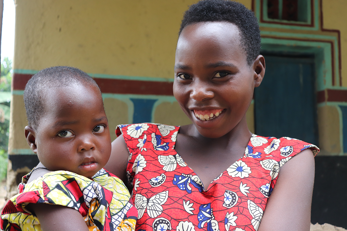 Baby Scovia defeats malnutrition | Uganda | World Vision International