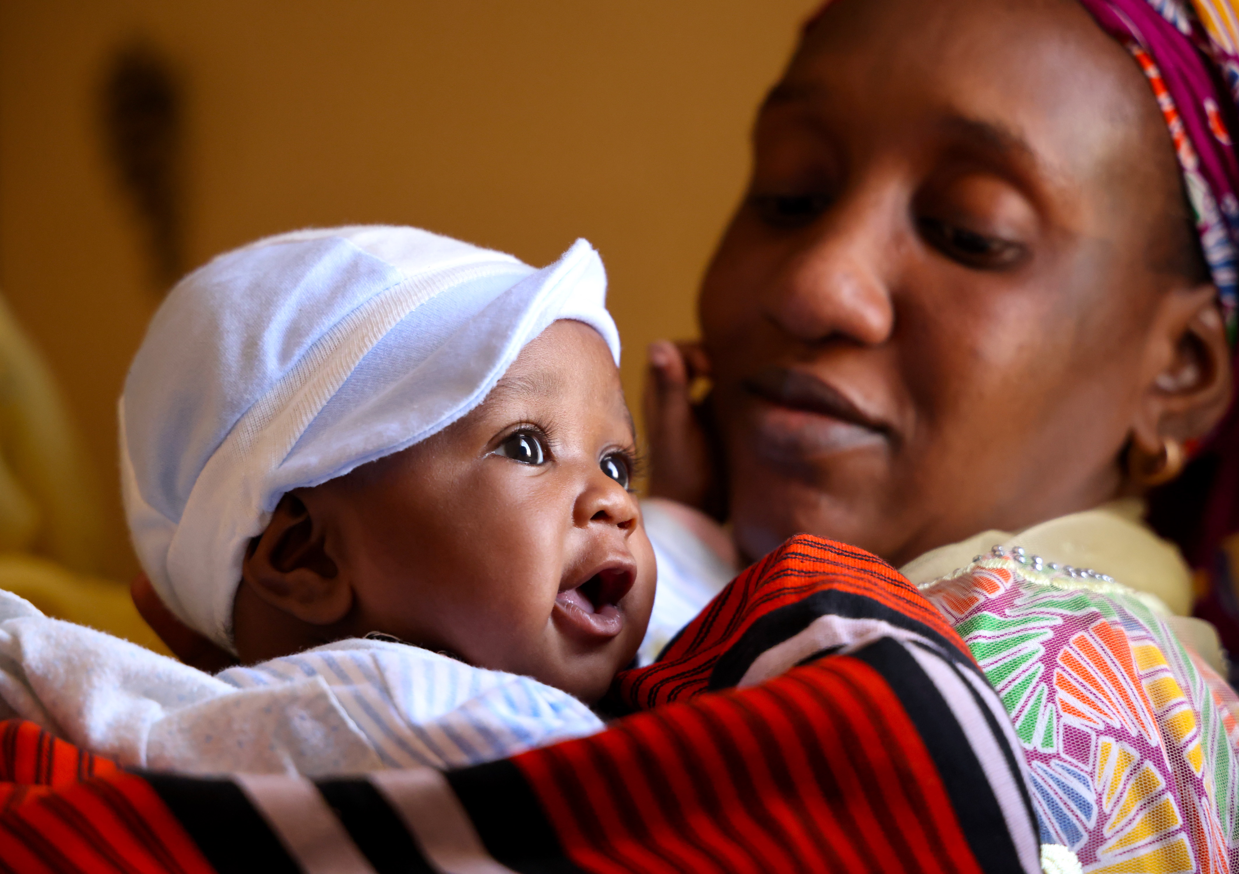 A child and her mother - Mauritania. 