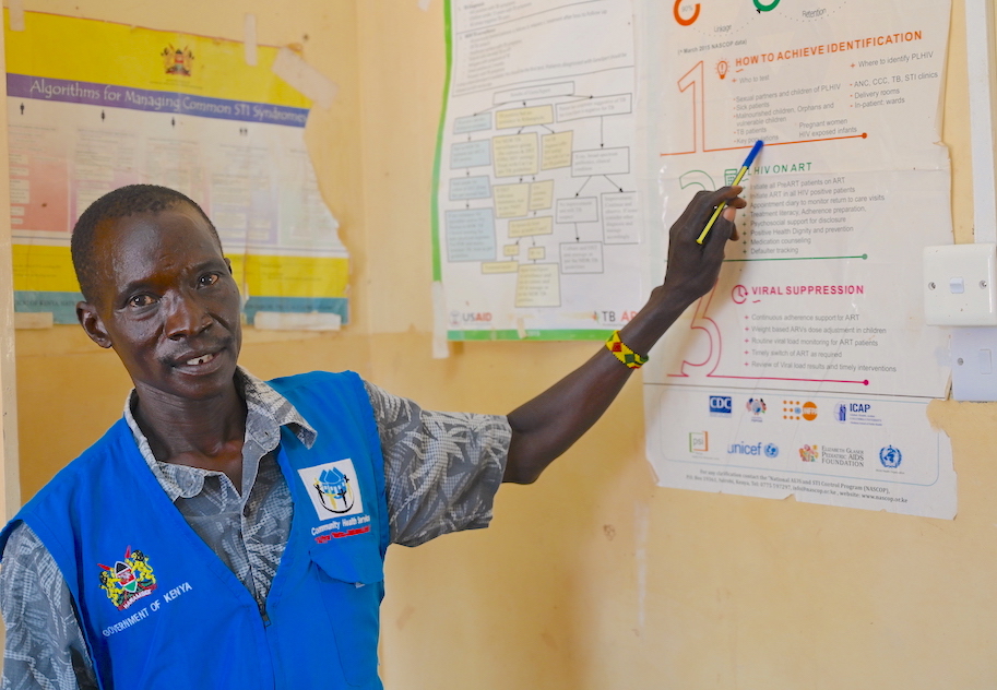 As a Community Health Volunteer, John is committed to serving his community and ensuring that they lead healthy lives.©World Vision Photo/Sarah Ooko.River Turkwel offers an alternative and convenient route for John to reach communities that he serves. ©World Vision Photo/Sarah Ooko.