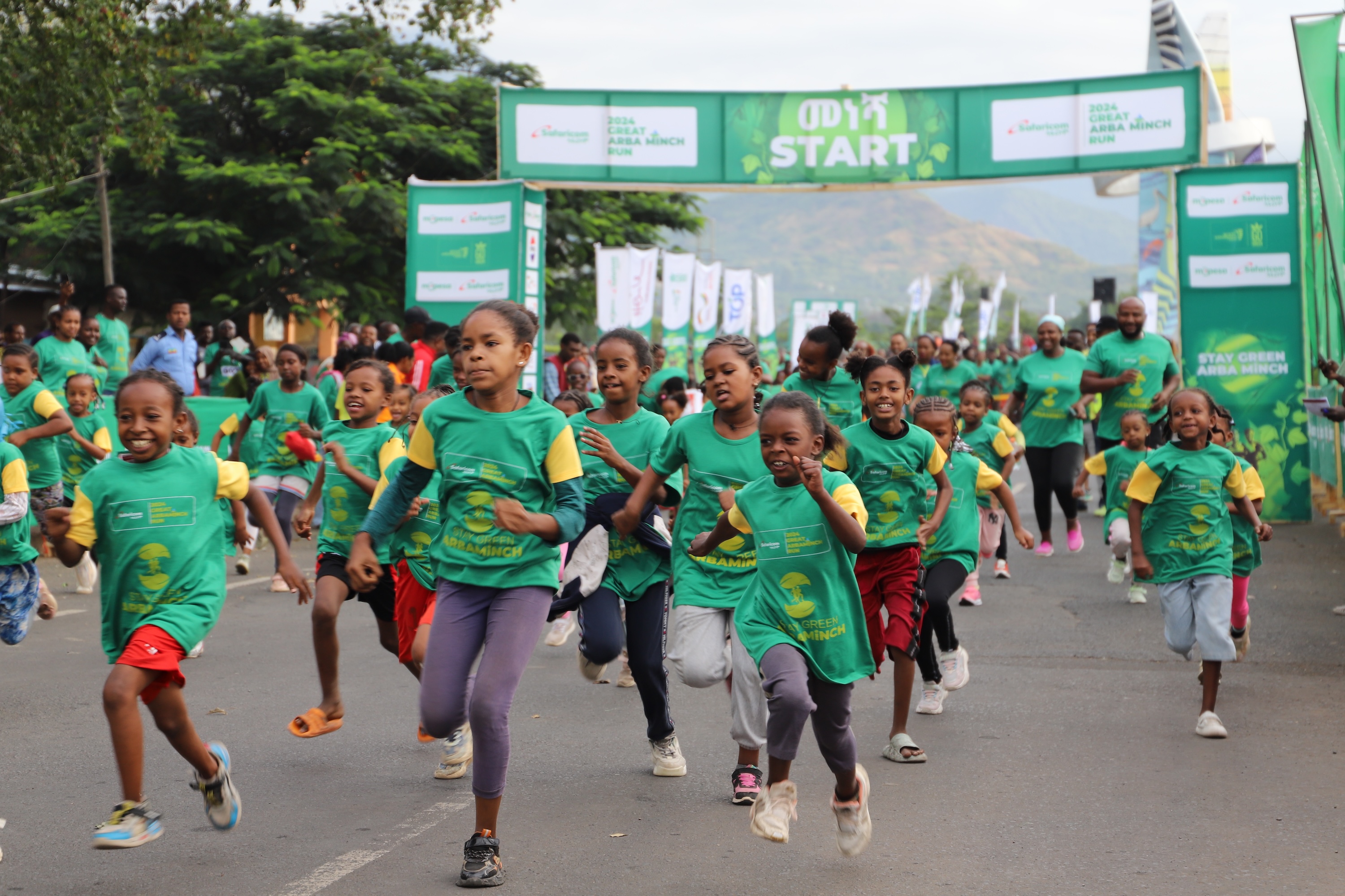 Children runing at the Safaricom Great Arba Minch Run