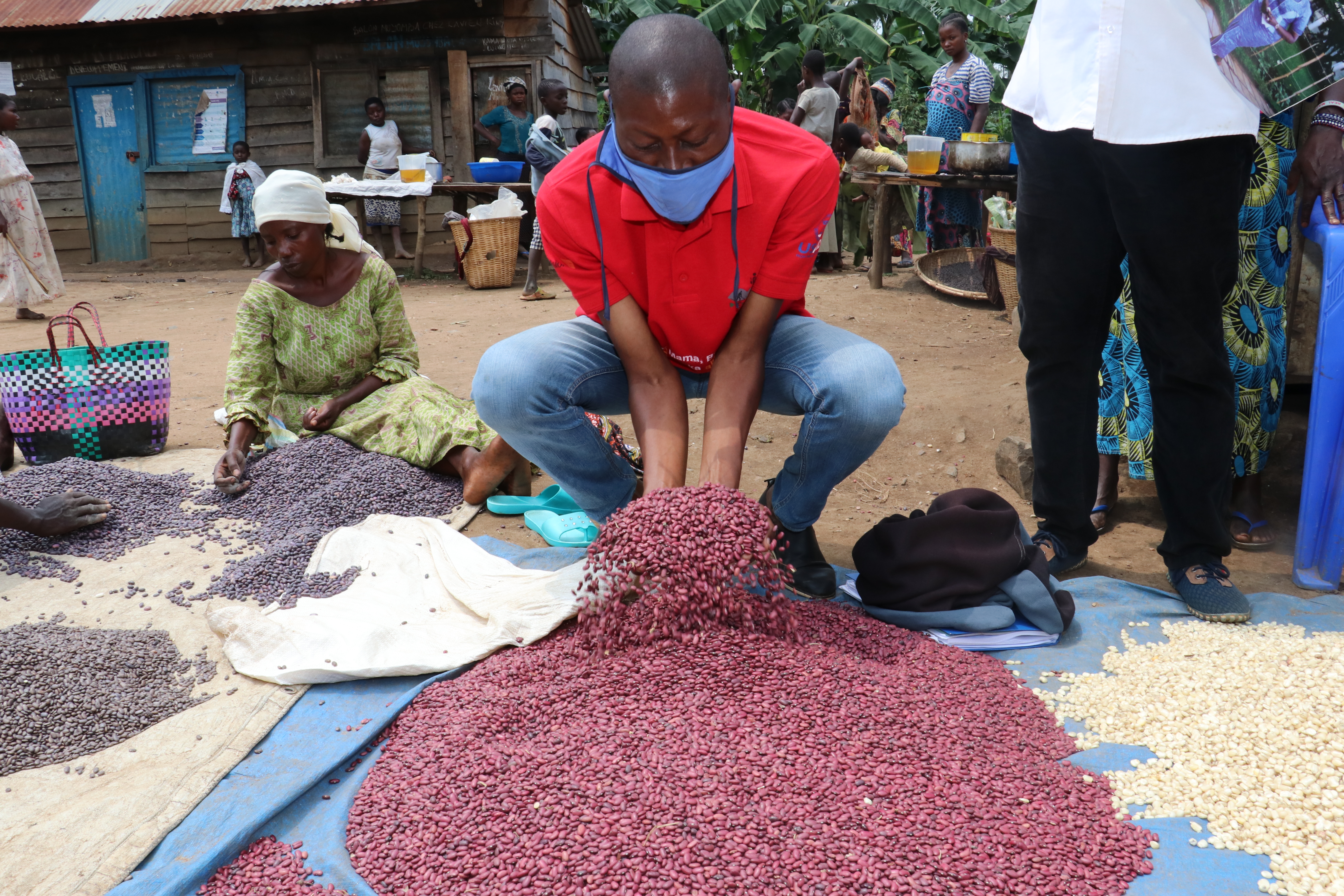 Farmers selling their seeds