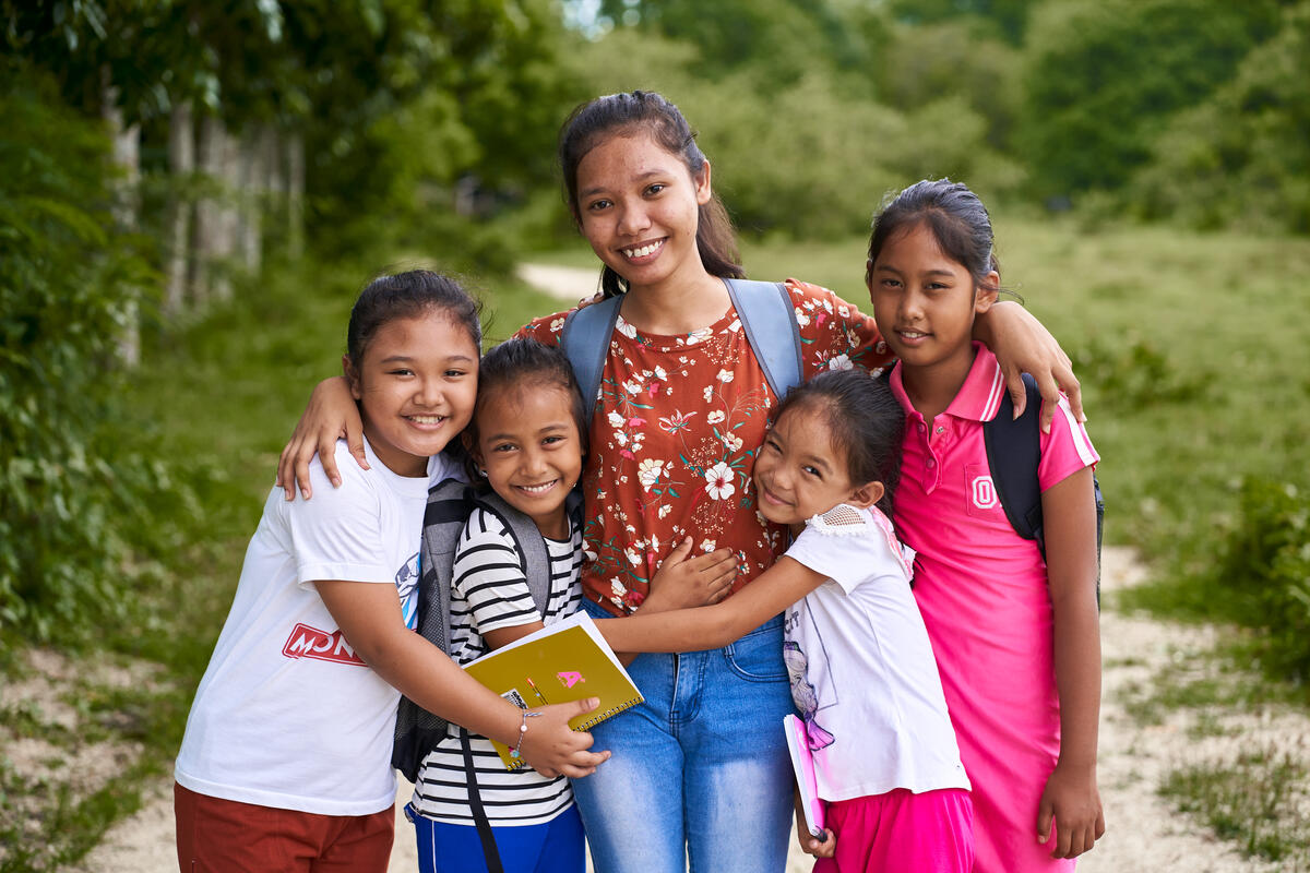 Ara and her family in the Philippines