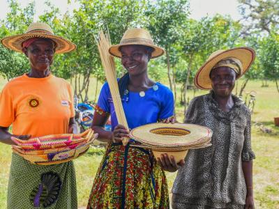 Awiamah (left), Ernestina Asiah (Middle) and Aboziah Akanwike are weavers in Nyongo community