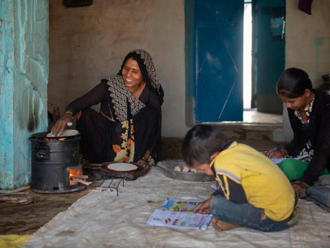 Families in India are healthier thanks to cleaner stoves