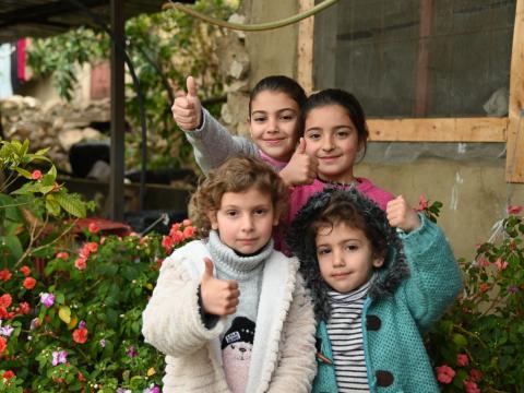 The four daughters standing next to each others. Safa, Rayan, Tala and Assinat (ages between 10 to five).