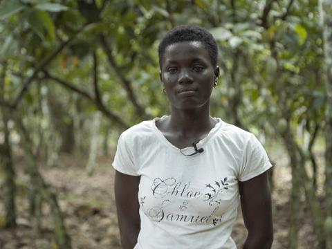 Francis is a cocoa farmer who used to use his children’s child labour, but has stopped thanks to the advice and support of World Vision child sponsorship staff.