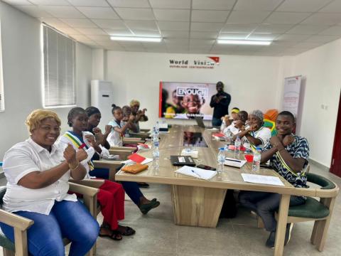 Les membres du parlement des enfants de la Centrafrique disent halte à la malnutrition et à la faim.