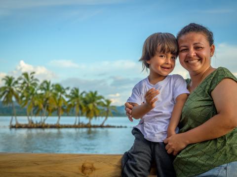 Migrant family in Necocli