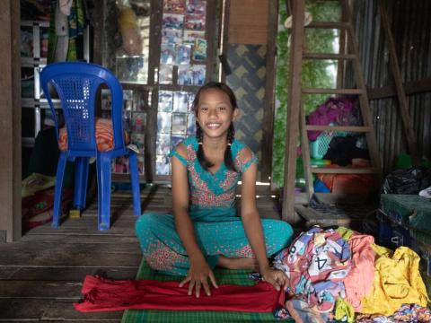 14 years old Ei in her house