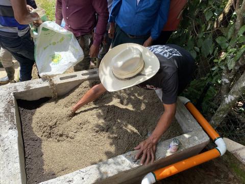 Community installing biofilters in Guatemala innovation project