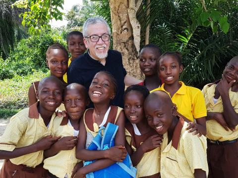 Patricio Cuevas-Parra meets young researchers from Sierra Leone