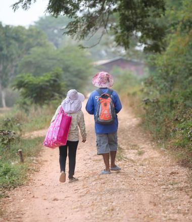 New report by World Vision and SEI reveals children of migrants bear the brunt of climate change-related migration in Southeast Asia